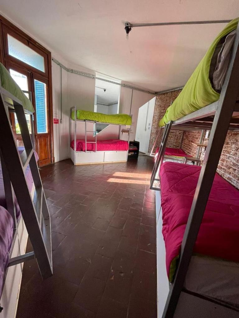 High Hostel Росарио Экстерьер фото
